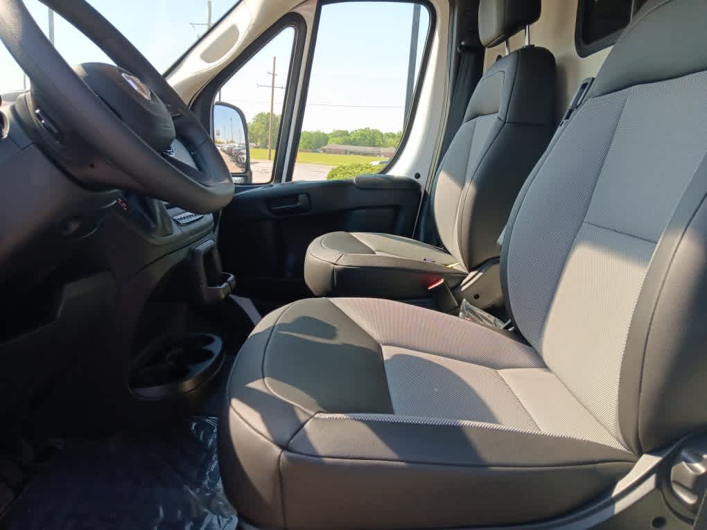 2025 Ram ProMaster 3500 photo 4