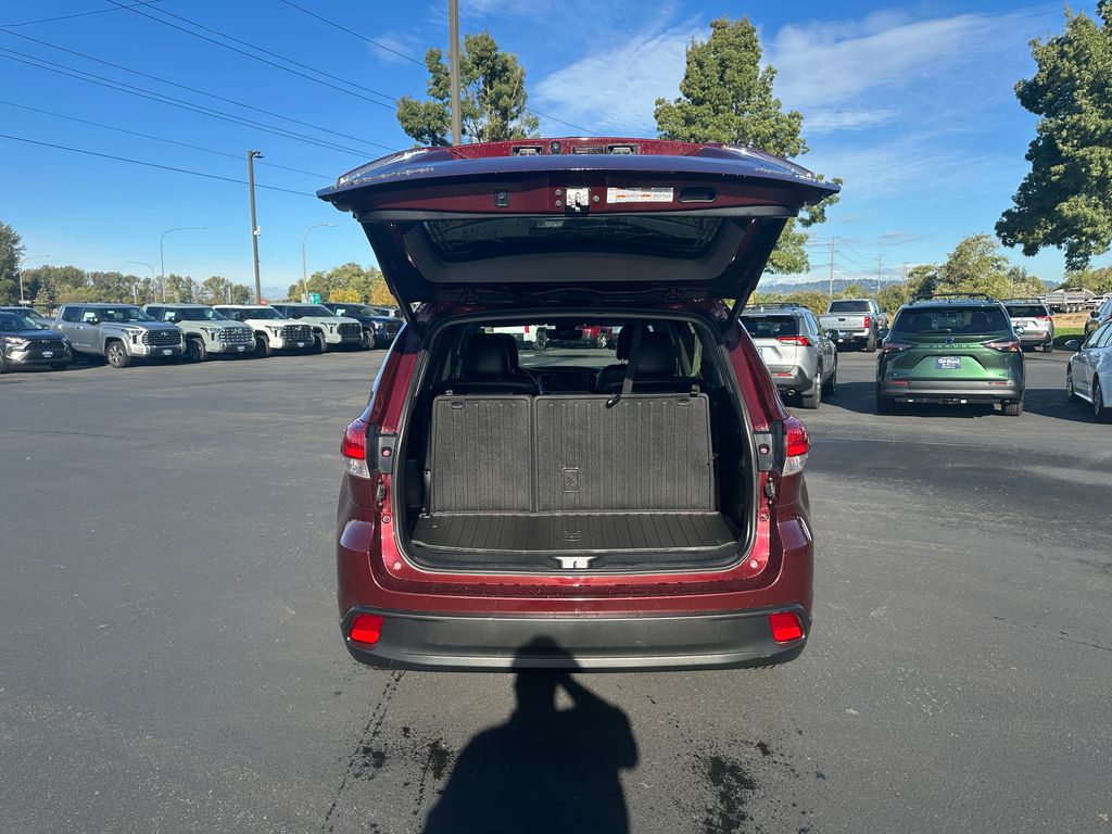2018 Toyota Highlander XLE photo 6