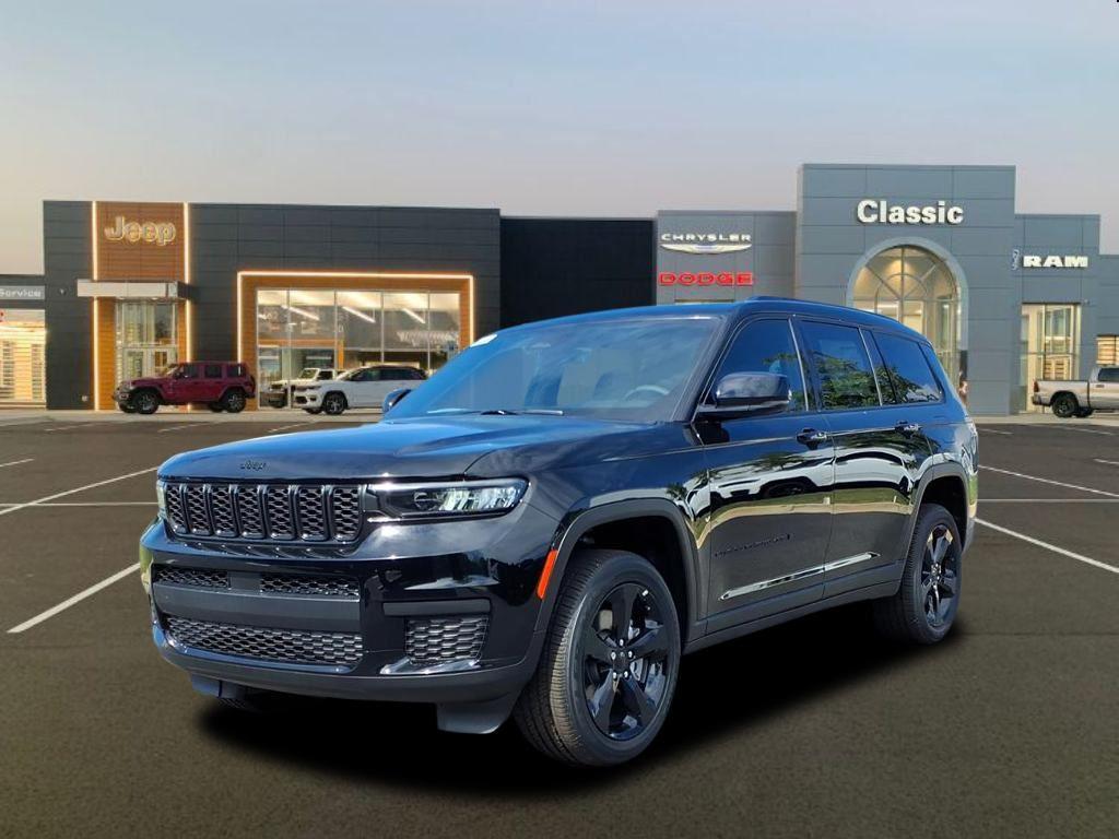 2025 Jeep Grand Cherokee L Altitude's photo