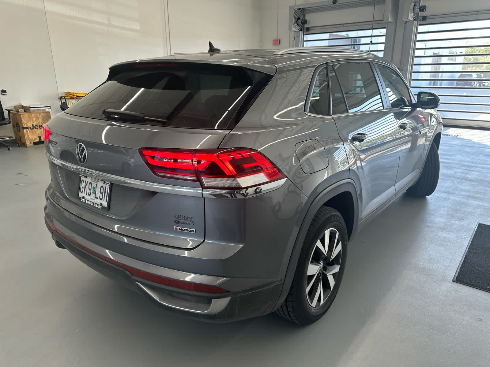 2022 Volkswagen Atlas Cross Sport SE photo 6