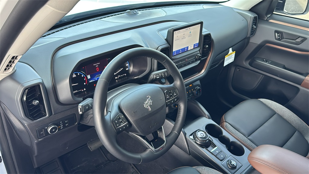 2024 Ford Bronco Sport Outer Banks photo 20