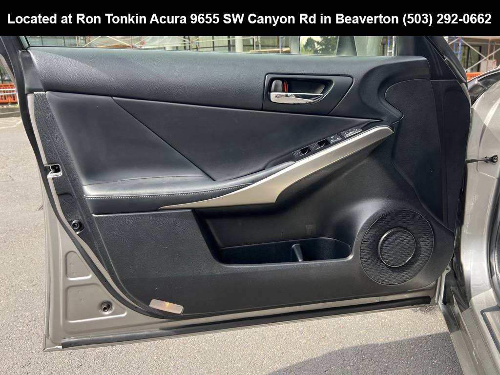 2014 Lexus IS 250 photo 10