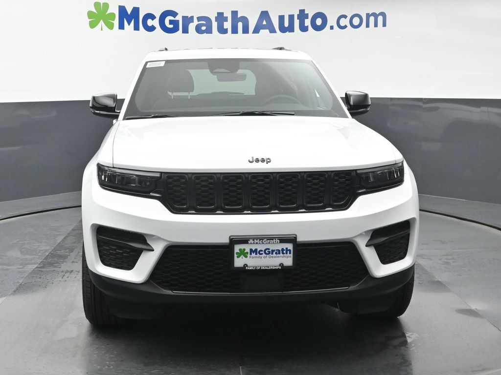 2025 Jeep Grand Cherokee Altitude X photo 2