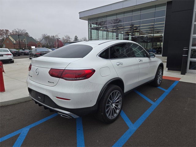2022 Mercedes Benz GLC 300 Coupe 4MATIC photo 3