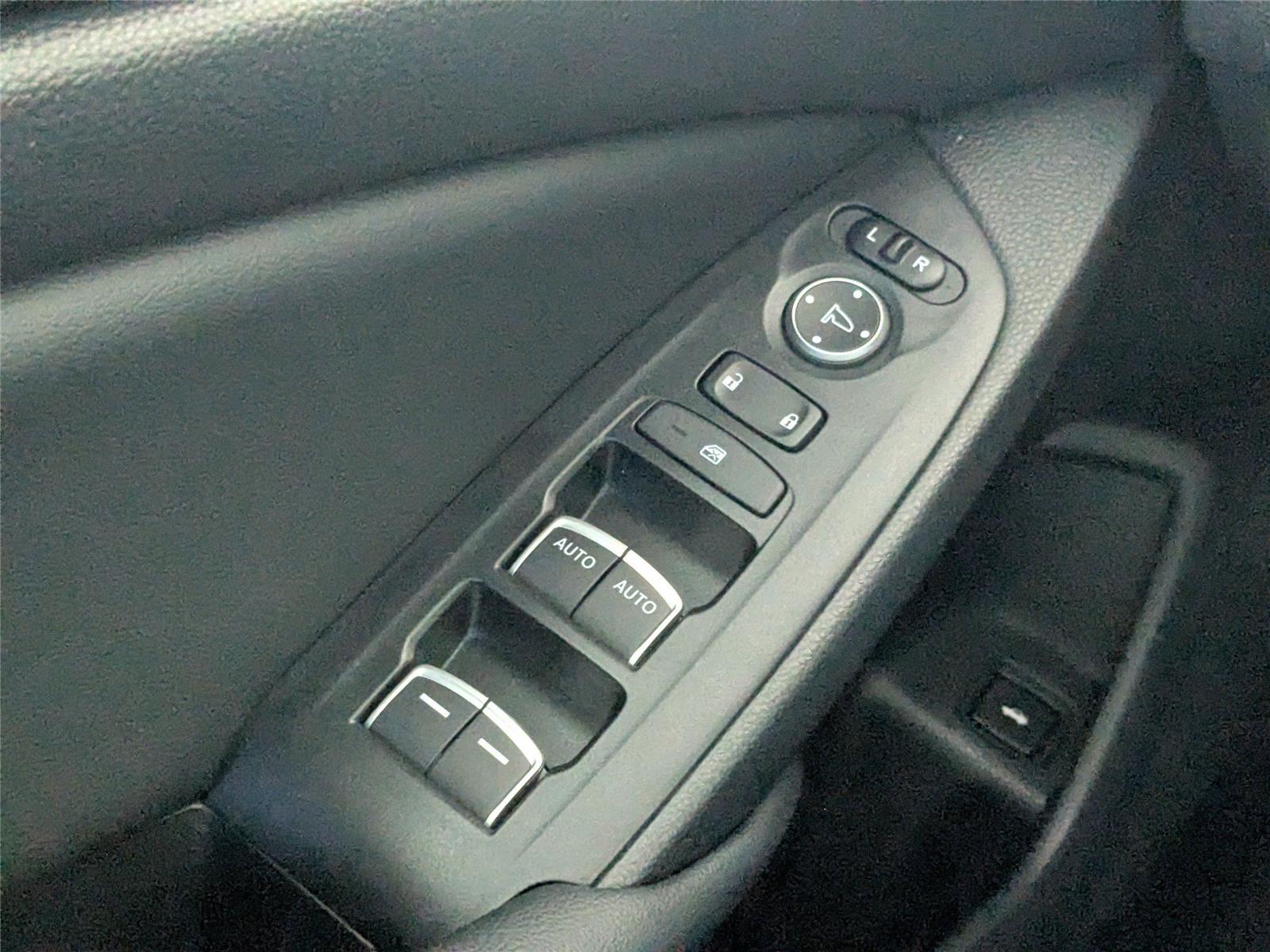 2022 Honda Accord Sport SE photo 13