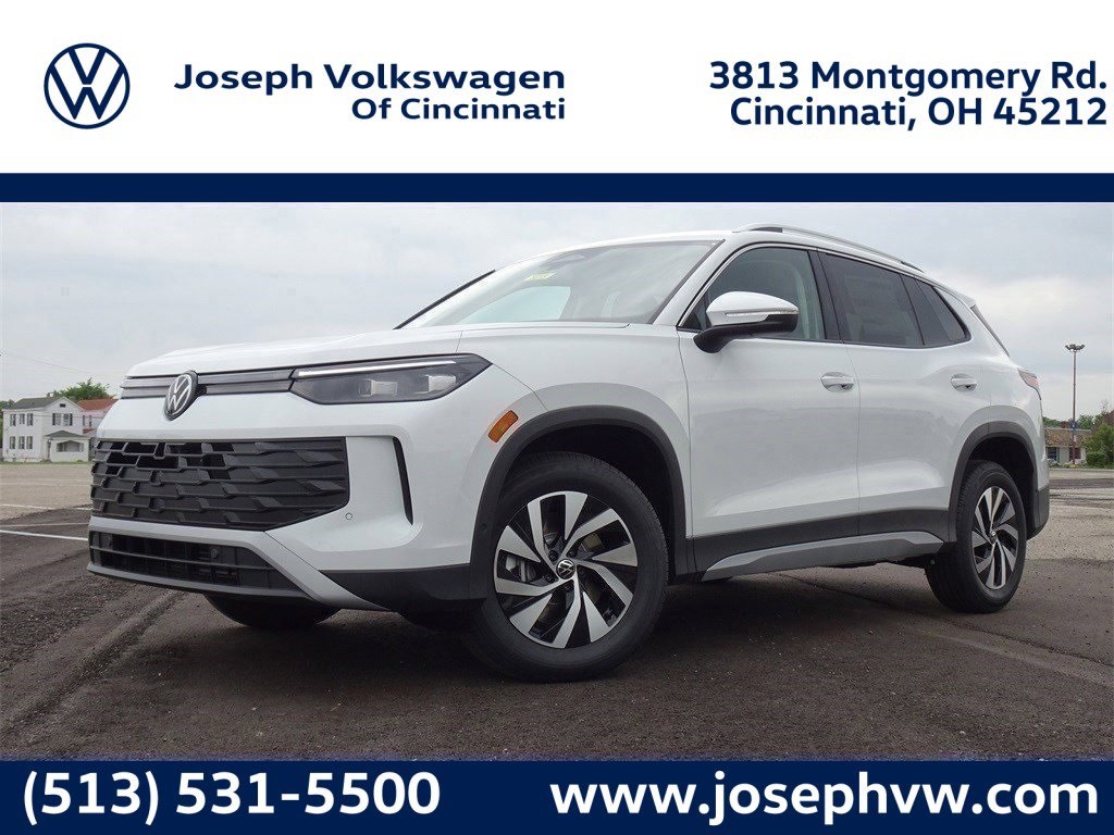 2025 Volkswagen Tiguan S's photo