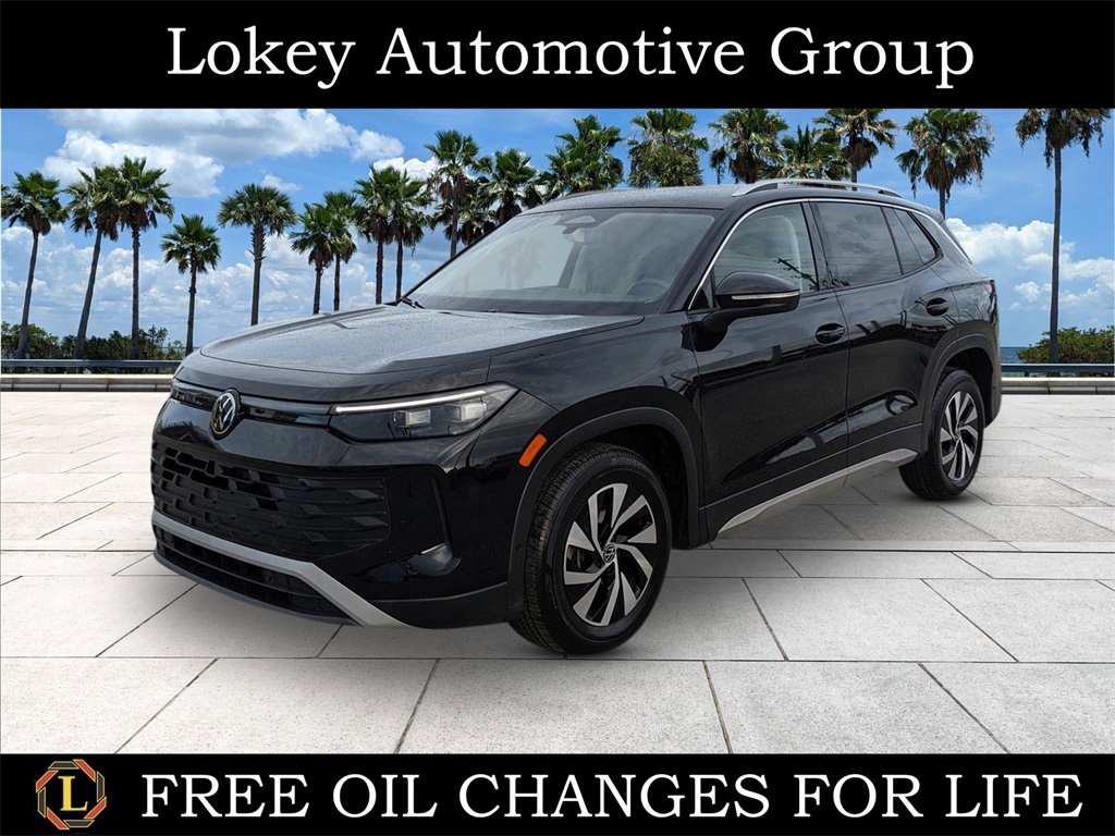 2025 Volkswagen Tiguan S's photo