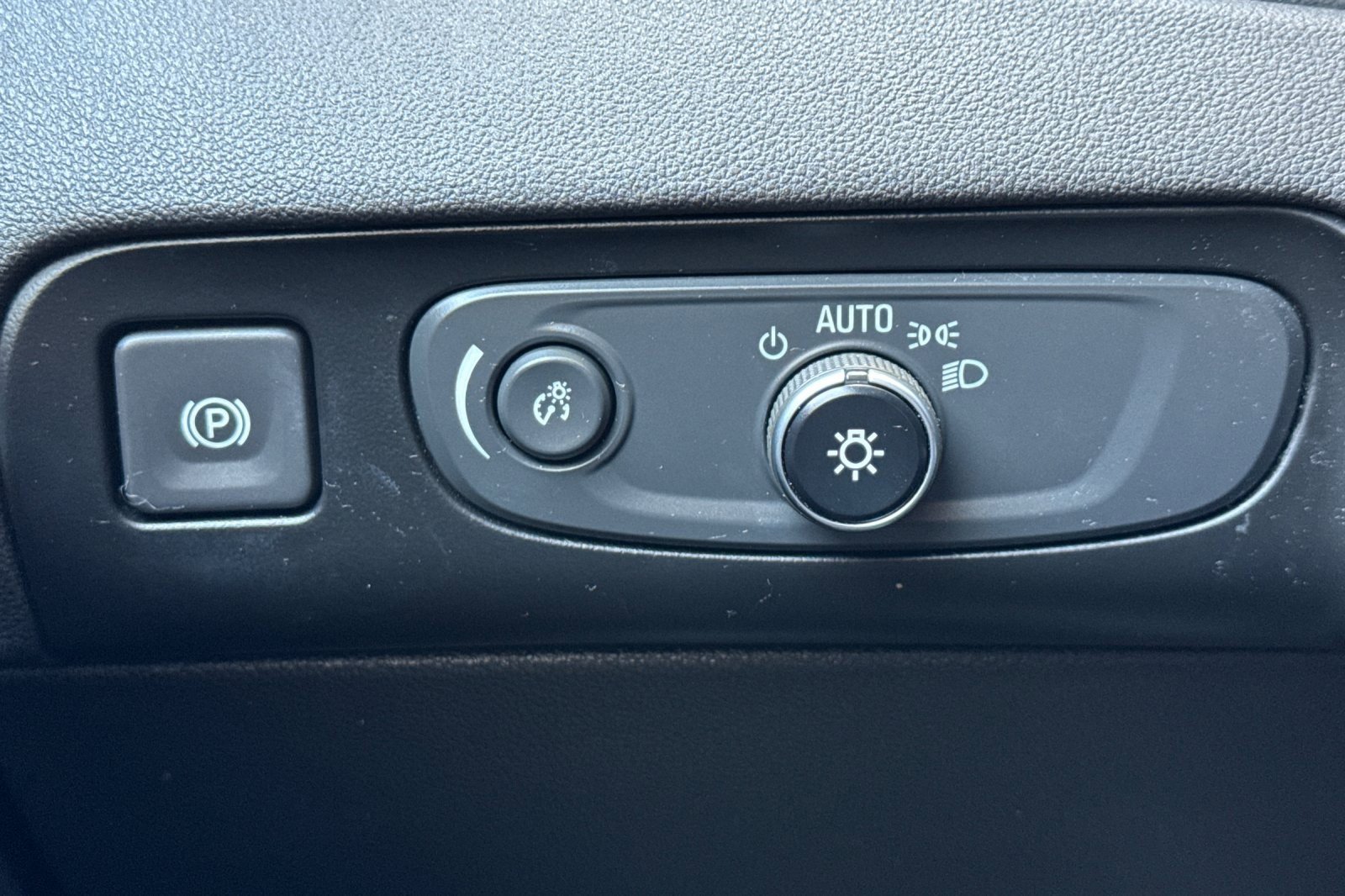 2021 Buick Enclave Essence photo 32