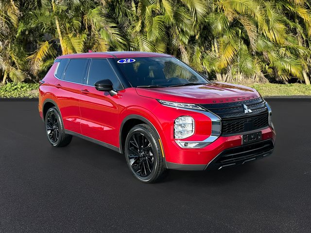 2024 Mitsubishi Outlander SE Black Edition photo 2