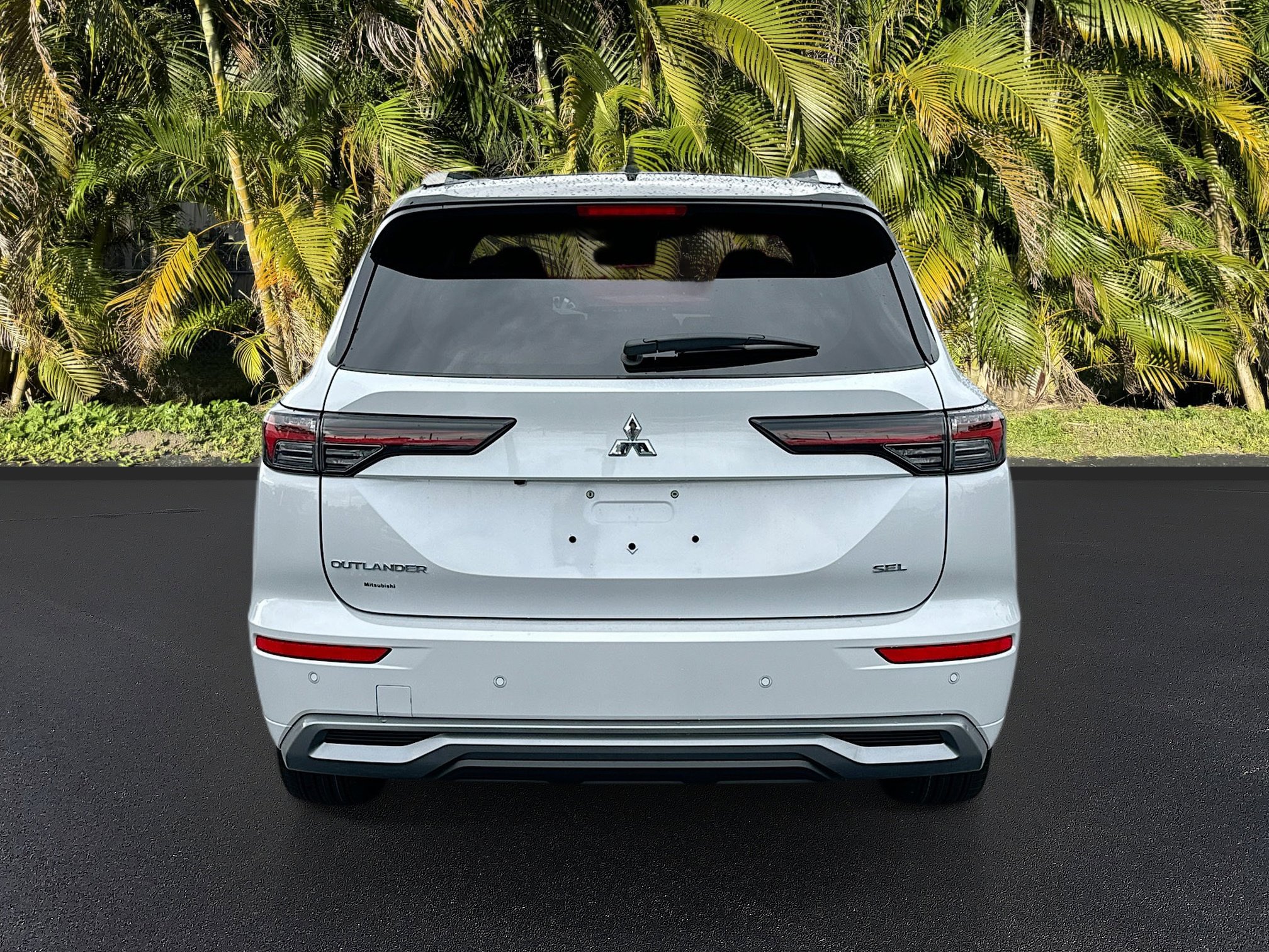 2025 Mitsubishi Outlander SEL photo 4