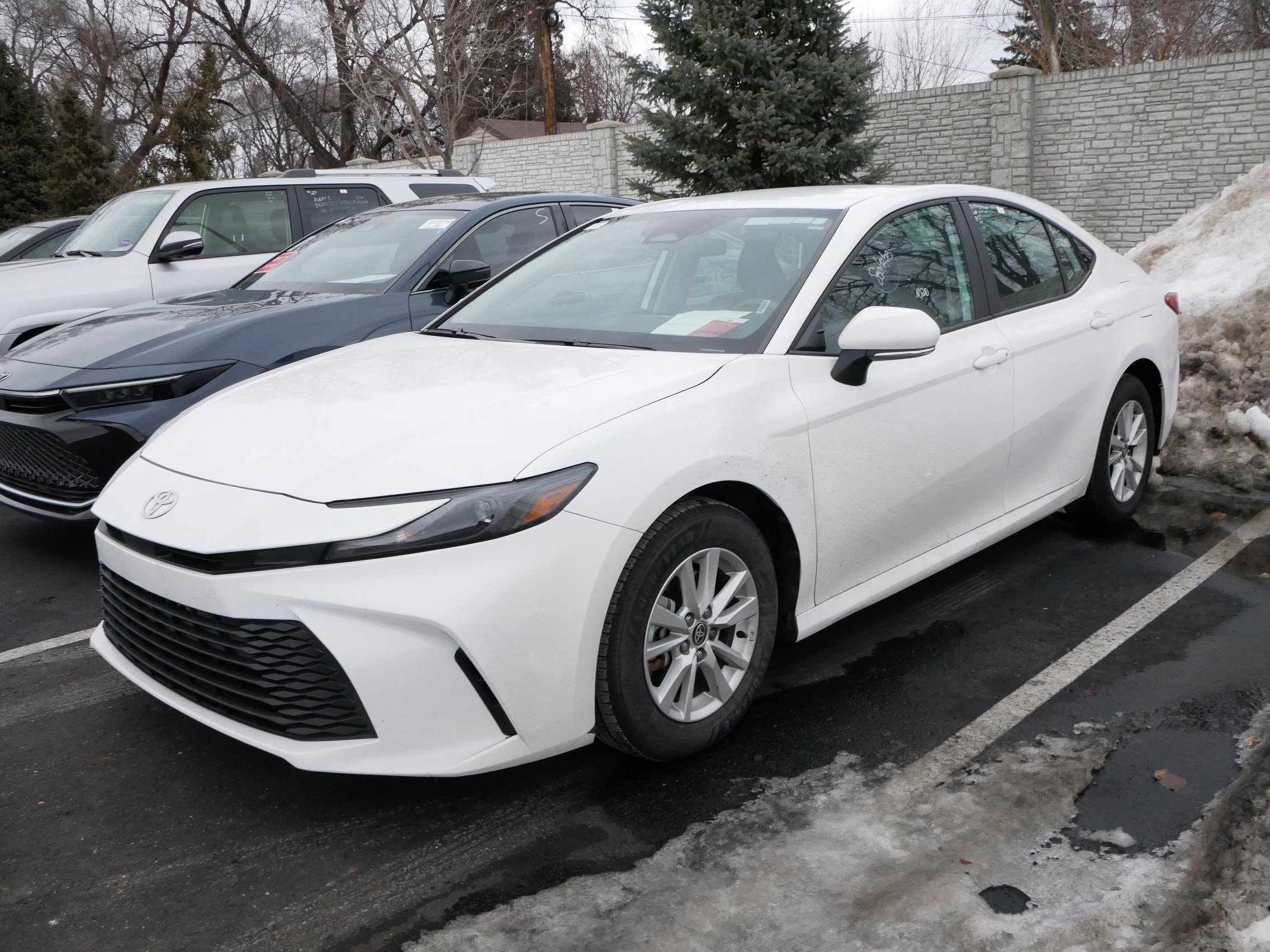 Certified 2025 Toyota Camry LE with VIN 4T1DAACK1SU552423 for sale in Brooklyn Center, Minnesota