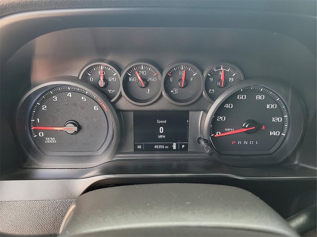 2021 Chevrolet Silverado 1500 Custom photo 16