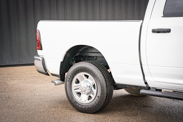 2025 Ram 3500 Tradesman photo 6