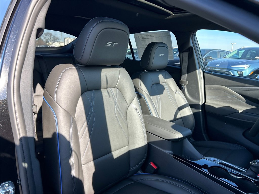 2026 BUICK ENVISTA - Image 32