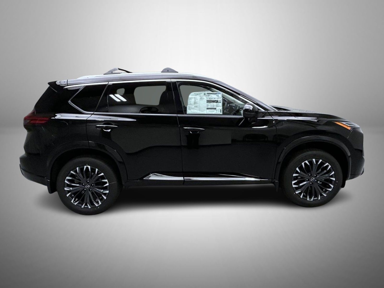 2026 Nissan Rogue Platinum photo 2