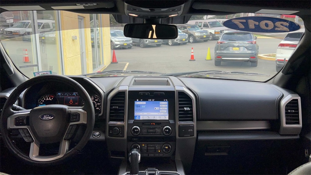 2017 Ford F-150 Lariat photo 11