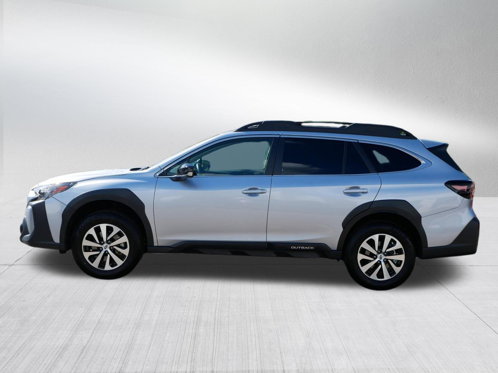 2025 Subaru Outback Premium photo 4