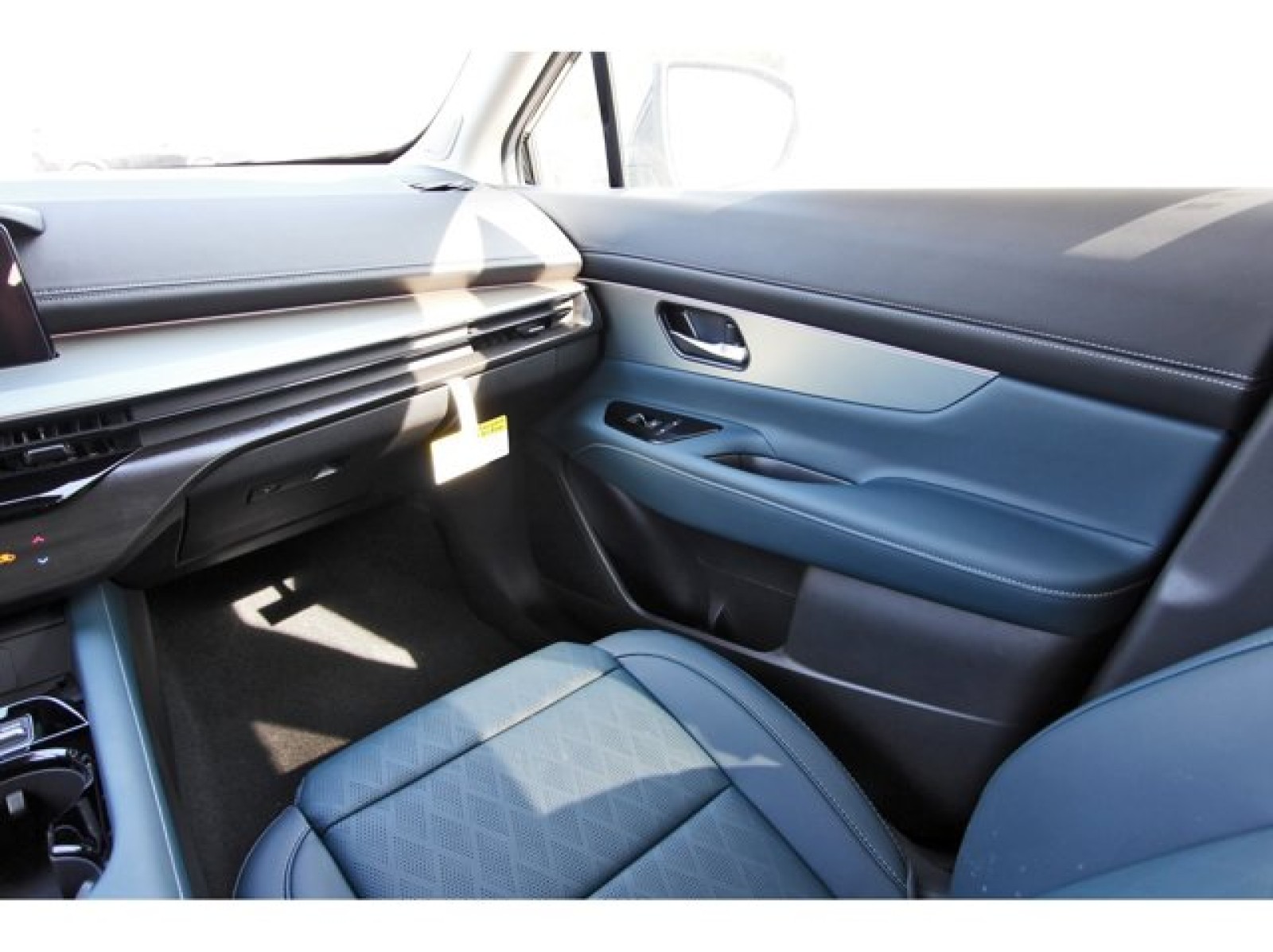 2026 Nissan Murano Platinum Black at Robbins Nissan