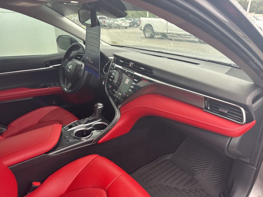 2020 Toyota Camry XSE V6 photo 28
