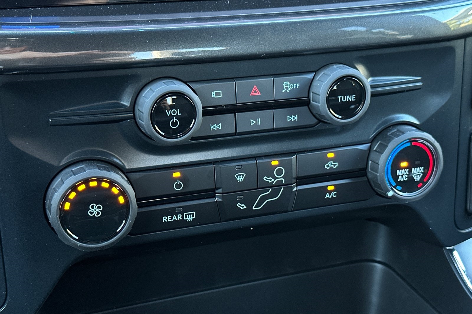 2025 Ford F-150 STX photo 18