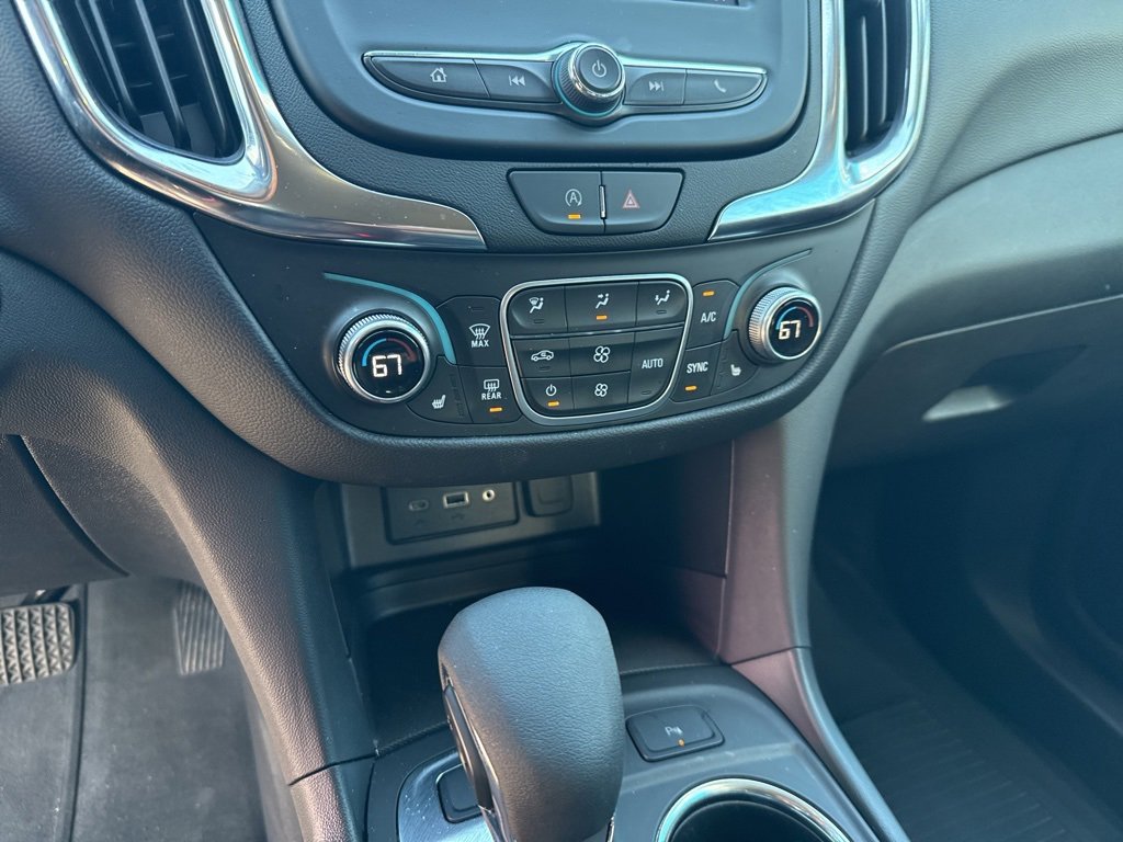 2024 Chevrolet Equinox LT photo 25