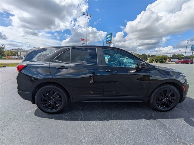 2023 Chevrolet Equinox LS photo 3