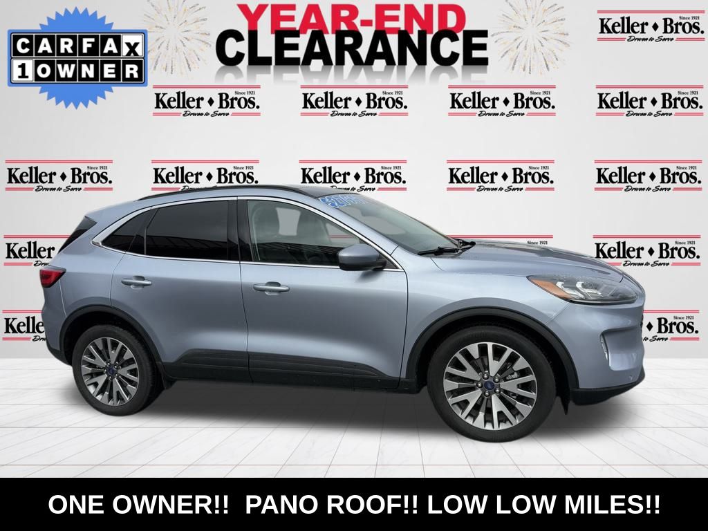 2022 Ford Escape Titanium