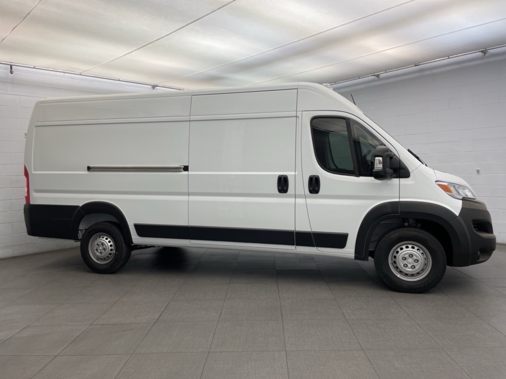 2025 Ram ProMaster 3500 photo 2