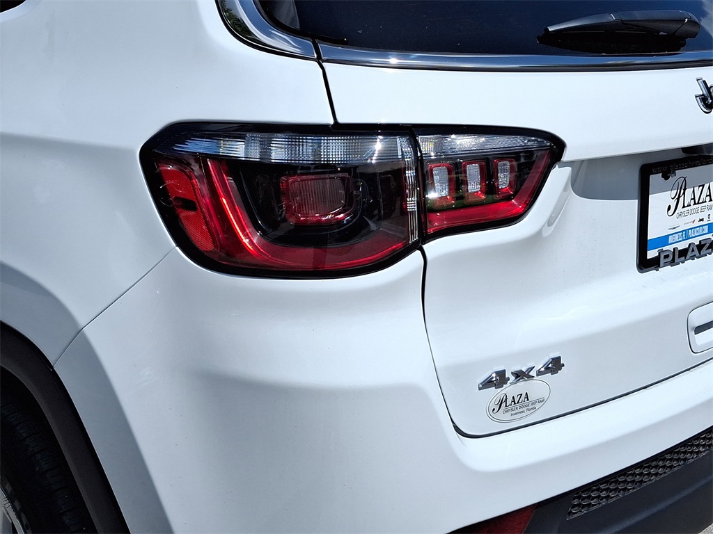 2025 Jeep Compass Sport photo 8