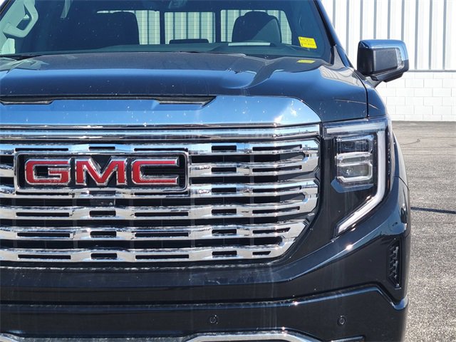 2026 Gmc Sierra 3500 HD Denali Ultimate photo 9