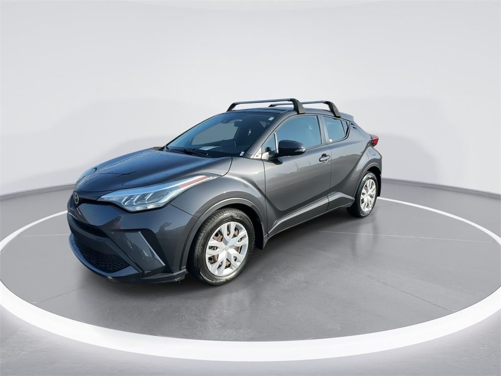 2021 Toyota C-HR LE photo 4