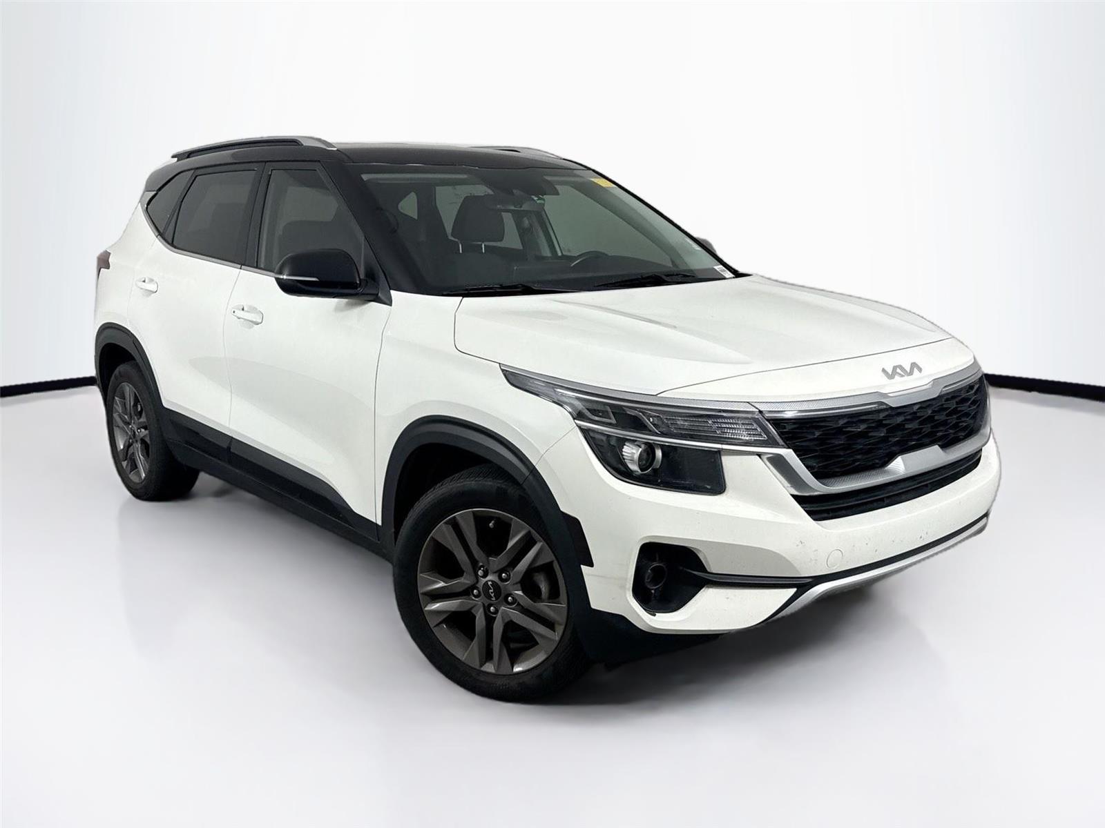 2023 Kia Seltos S photo 4