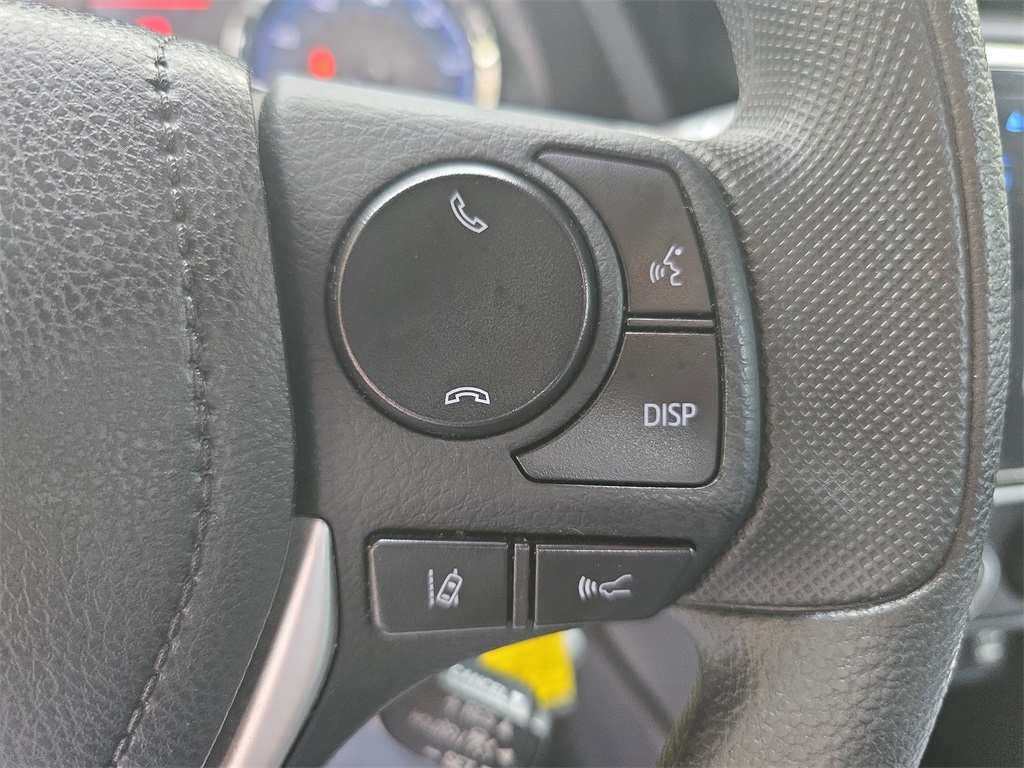 2019 Toyota Corolla L photo 17