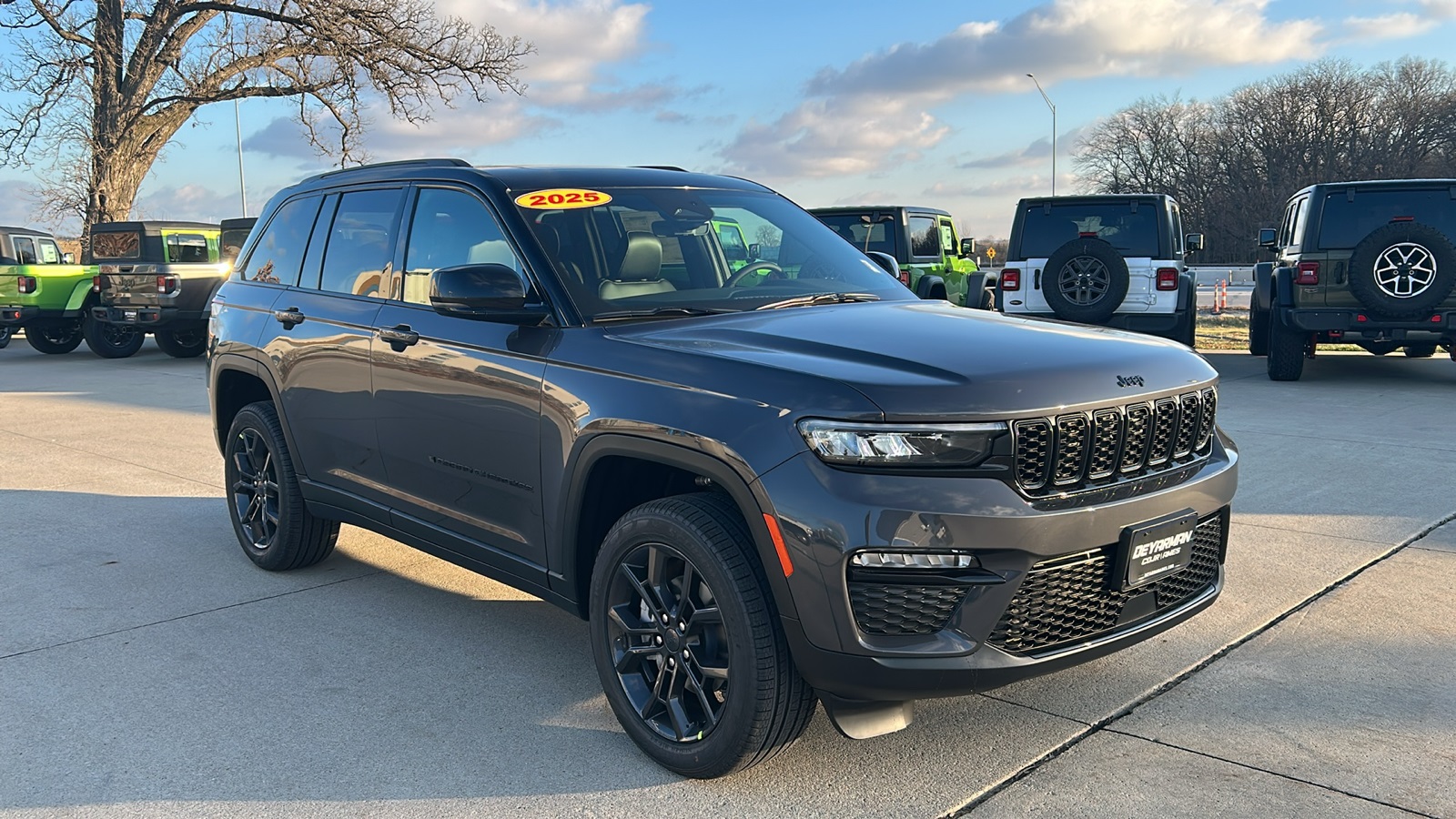 2025 Jeep Grand Cherokee Limited's photo