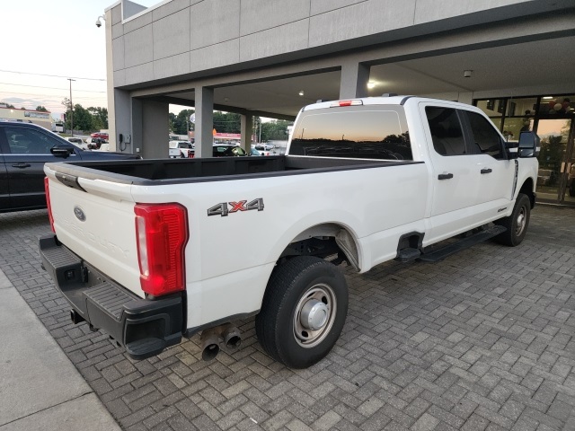 2024 Ford F-350 photo 4