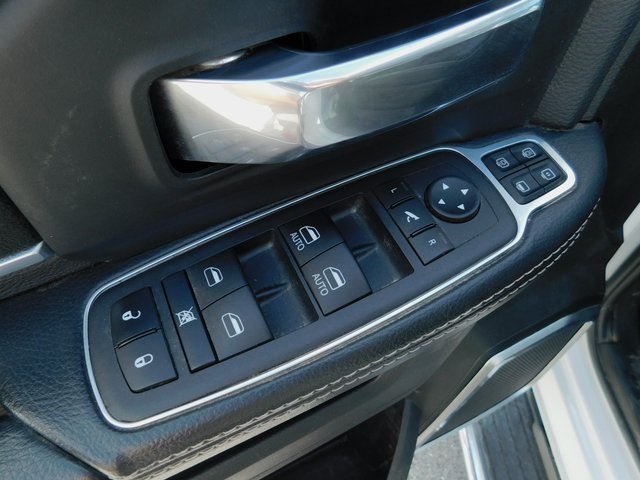 2024 Ram 2500 Laramie photo 25
