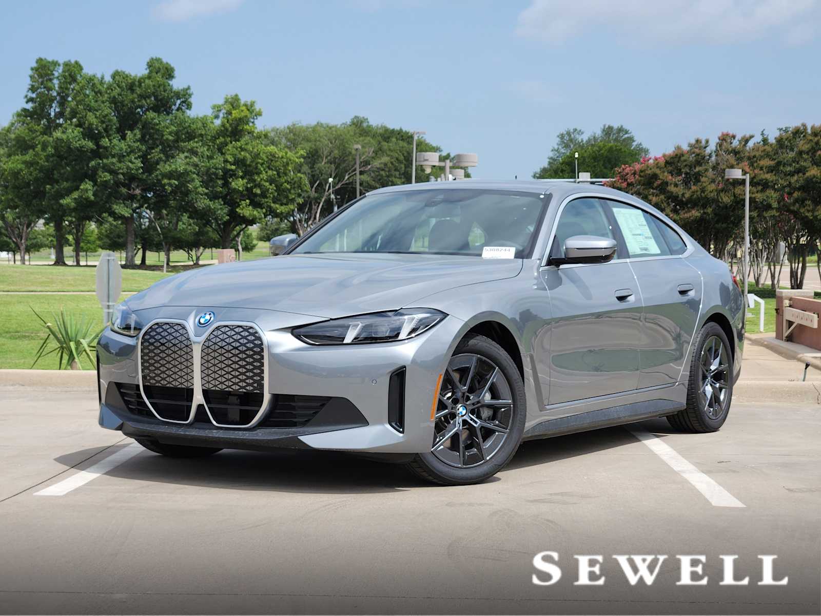 2025 BMW i4 eDrive40