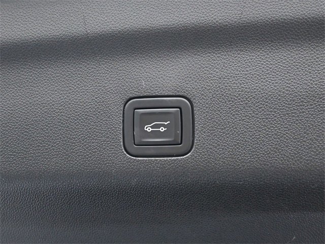 2023 Chevrolet Tahoe LT photo 25