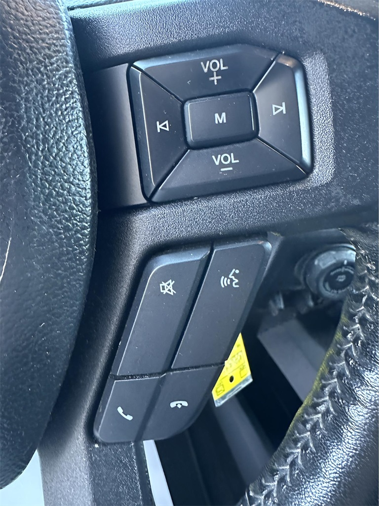 2019 Ford F-150 XLT photo 17