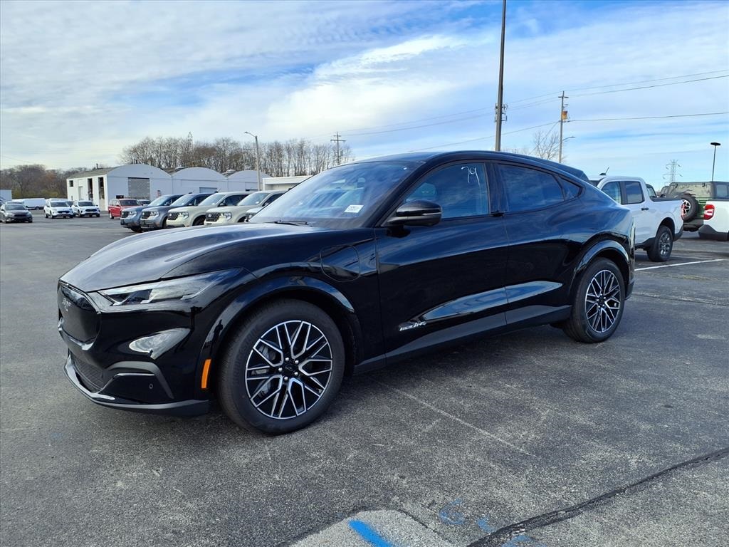 2025 Ford Mustang Mach-E Premium AWD's photo