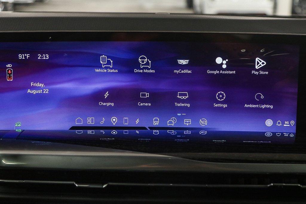 2026 Cadillac Escalade IQ Luxury photo 8