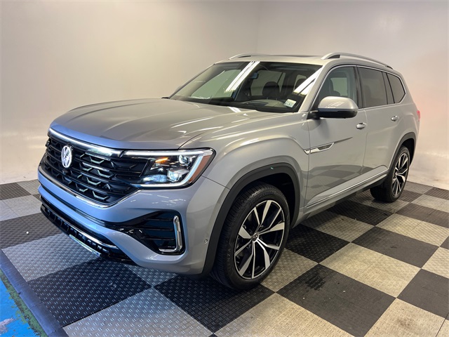 2026 Volkswagen Atlas SEL Premium R-Line photo 3