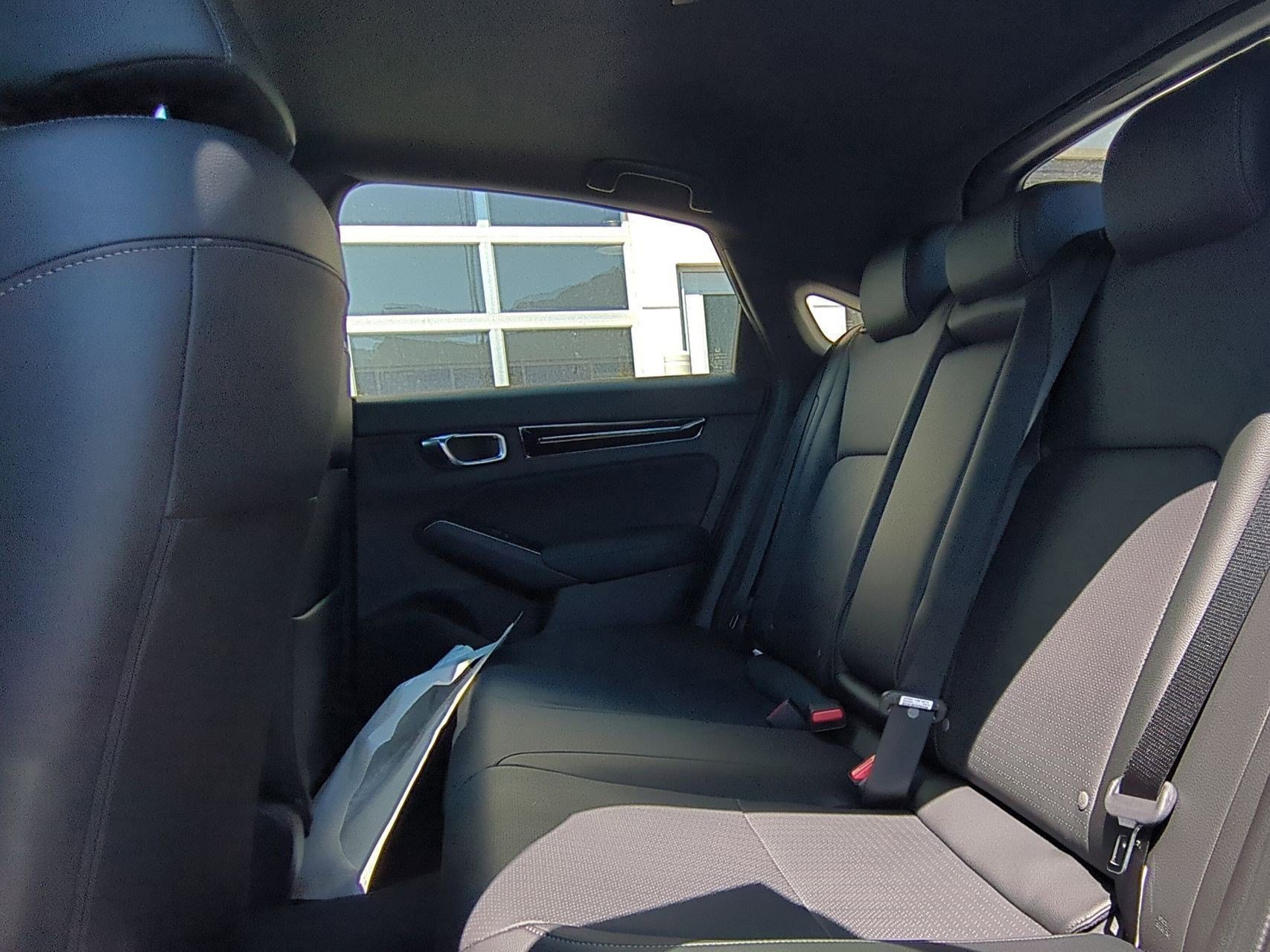 2026 Honda Civic Hatchback Sport Touring photo 16