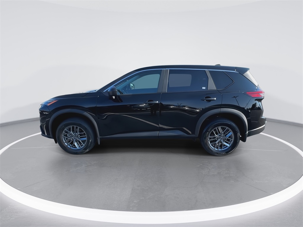 2026 Nissan Rogue S photo 5