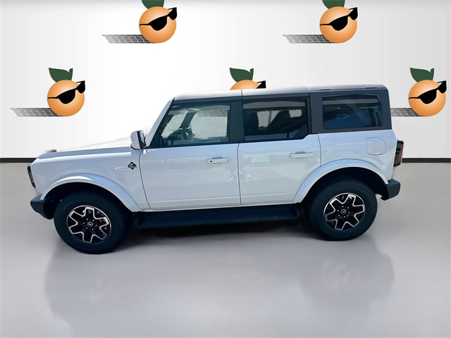 2025 Ford Bronco Outer Banks photo 4