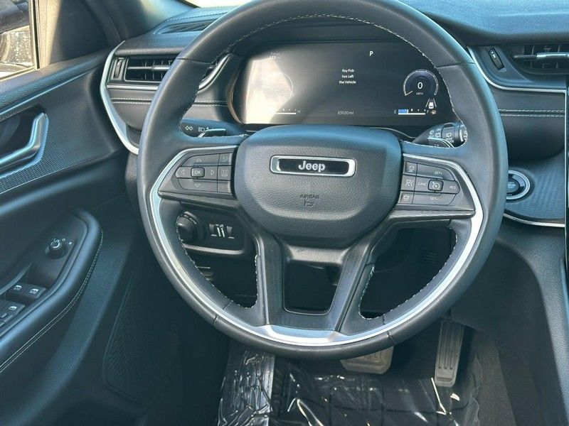 2023 Jeep Grand Cherokee Altitude photo 10