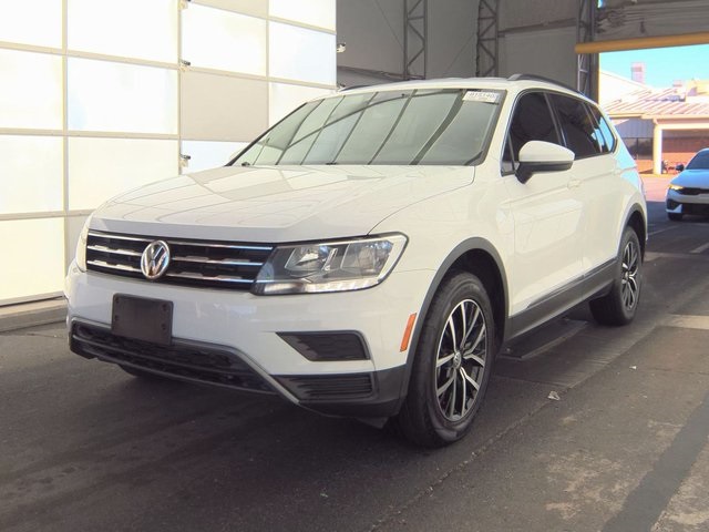 2021 Volkswagen Tiguan SE's photo