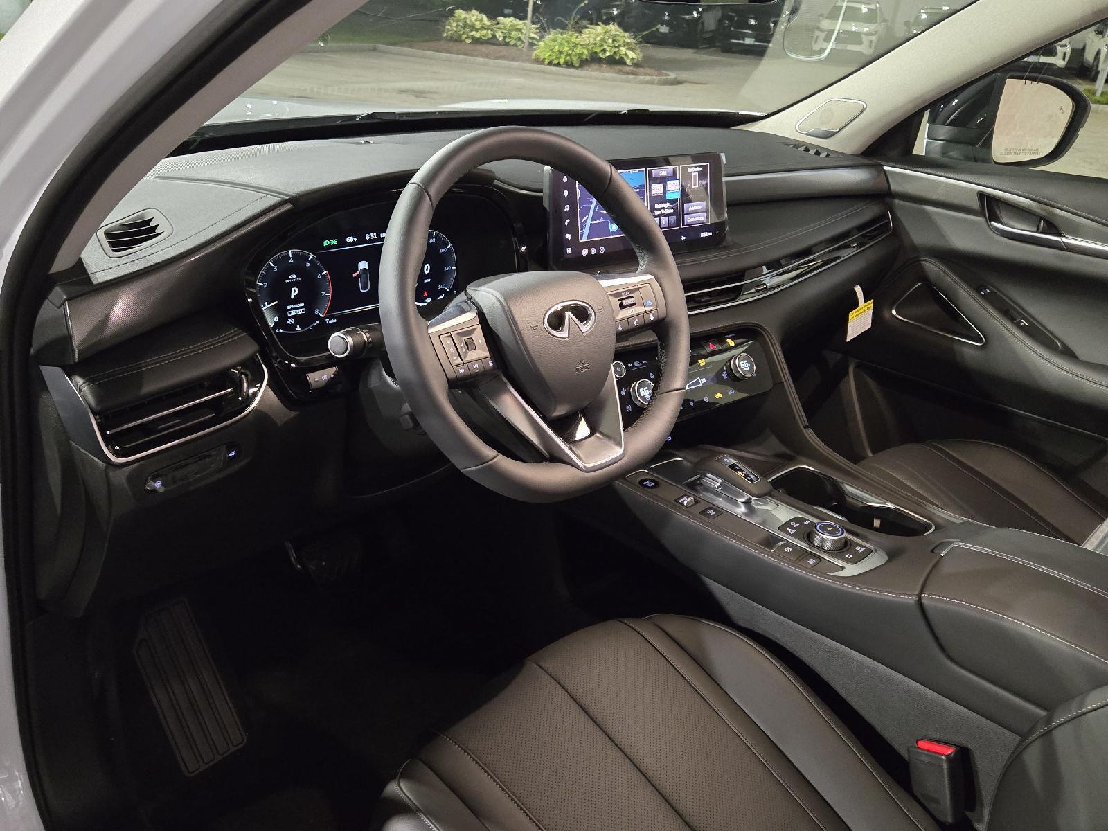 2026 Infiniti QX60 Luxe photo 4