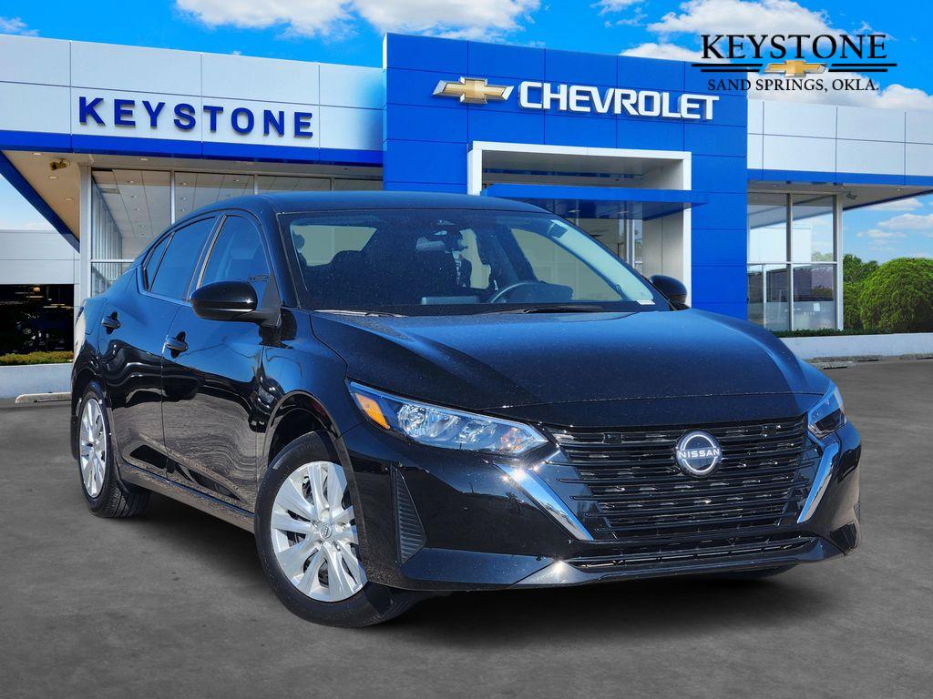 2024 Nissan Sentra S's photo