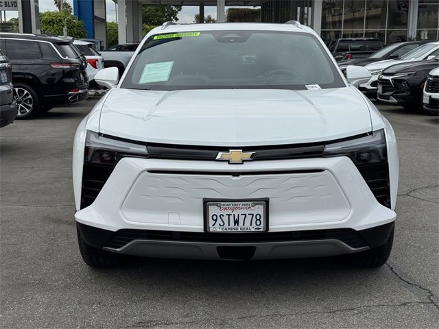 2025 Chevrolet Blazer EV photo 2